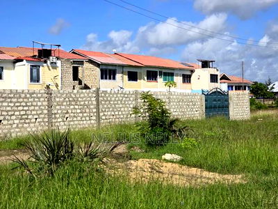 Utange Prime Plots for Sale - Image 1