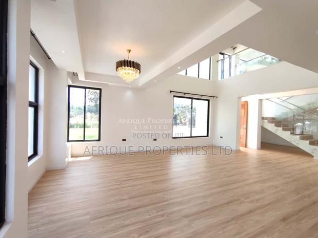 5bdrm Mansion in Thika Greens for rent