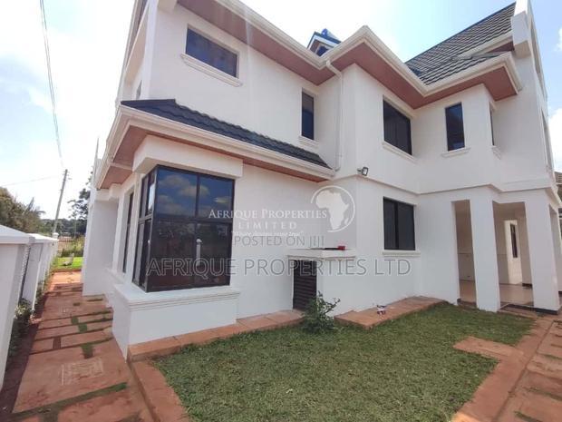 5bdrm Mansion in Thika Greens for rent