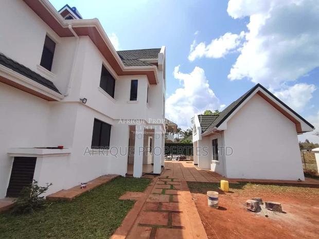 5bdrm Mansion in Thika Greens for rent
