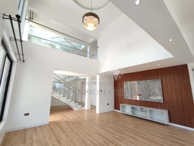 5bdrm Mansion in Thika Greens for rent