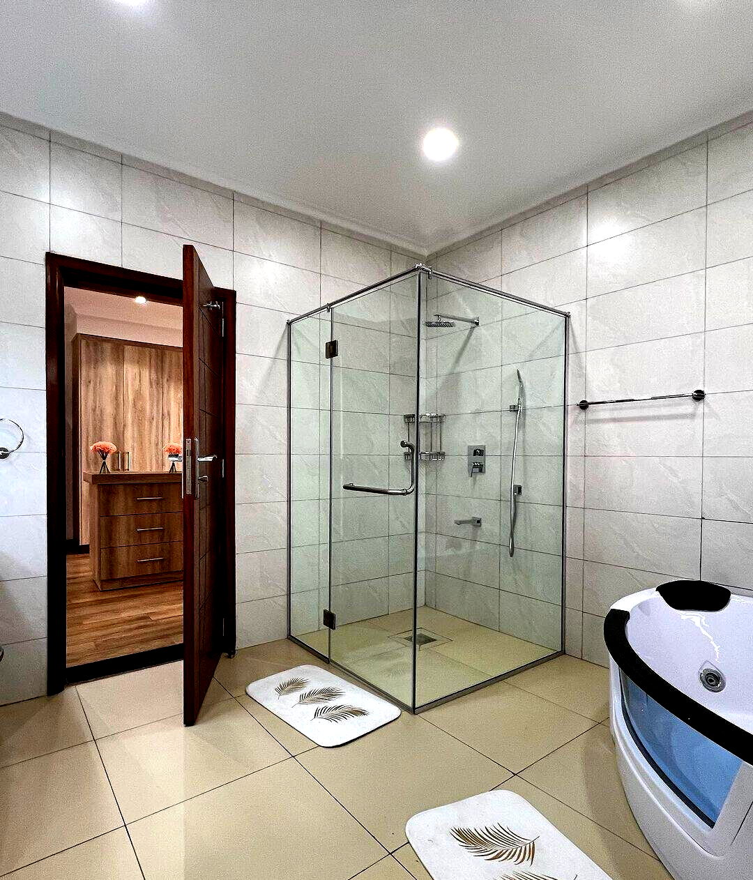 Newly Built 4BR Villa on Quarter Acre - Runda