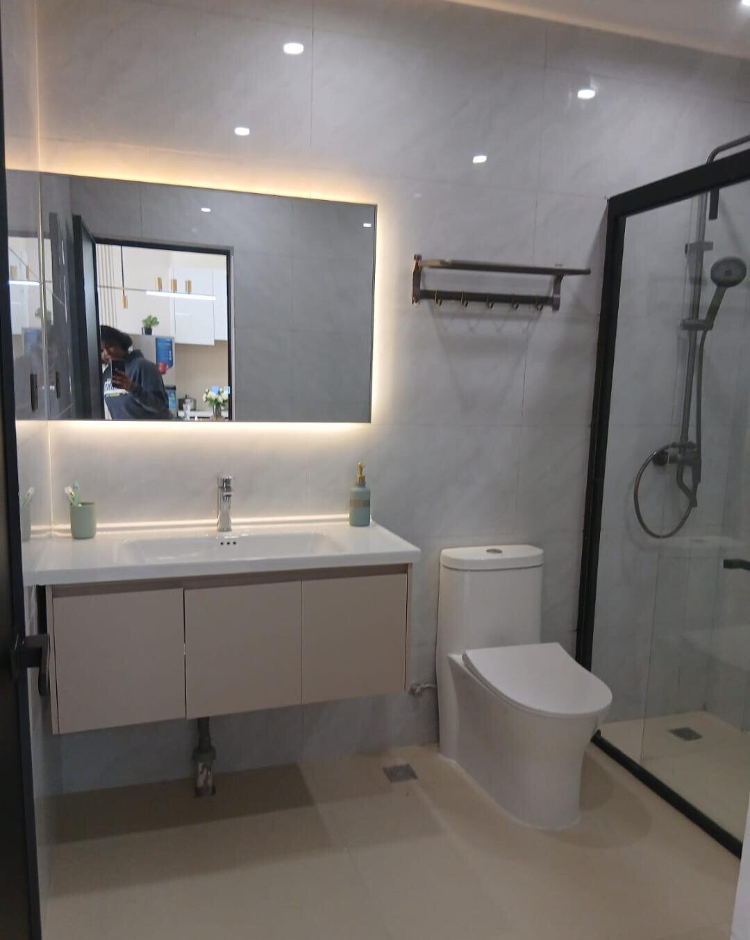 1BR Apartment with Pool, Gym & Cinema - Kileleshwa