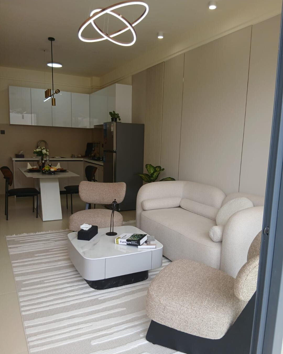 1BR Apartment with Pool, Gym & Cinema - Kileleshwa