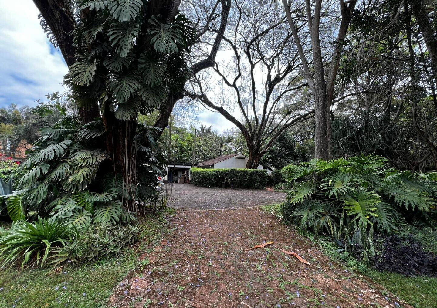Garden Plot in Kilimani for KSh 310M