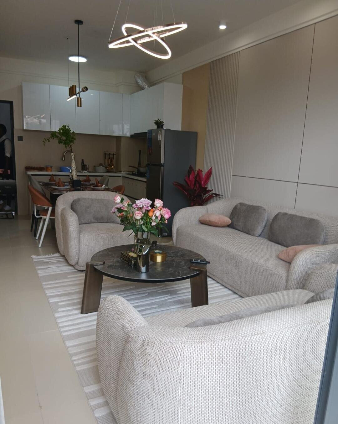 3BR with Pool, Cinema & Gym in Twin-Tower Kileleshwa
