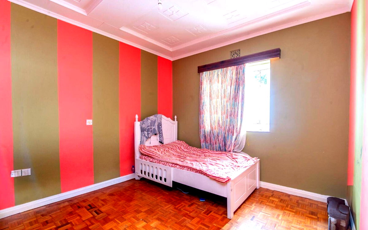 Classic 5-Bed Townhouse with Cabro Paving & Separate Compound - Lavington