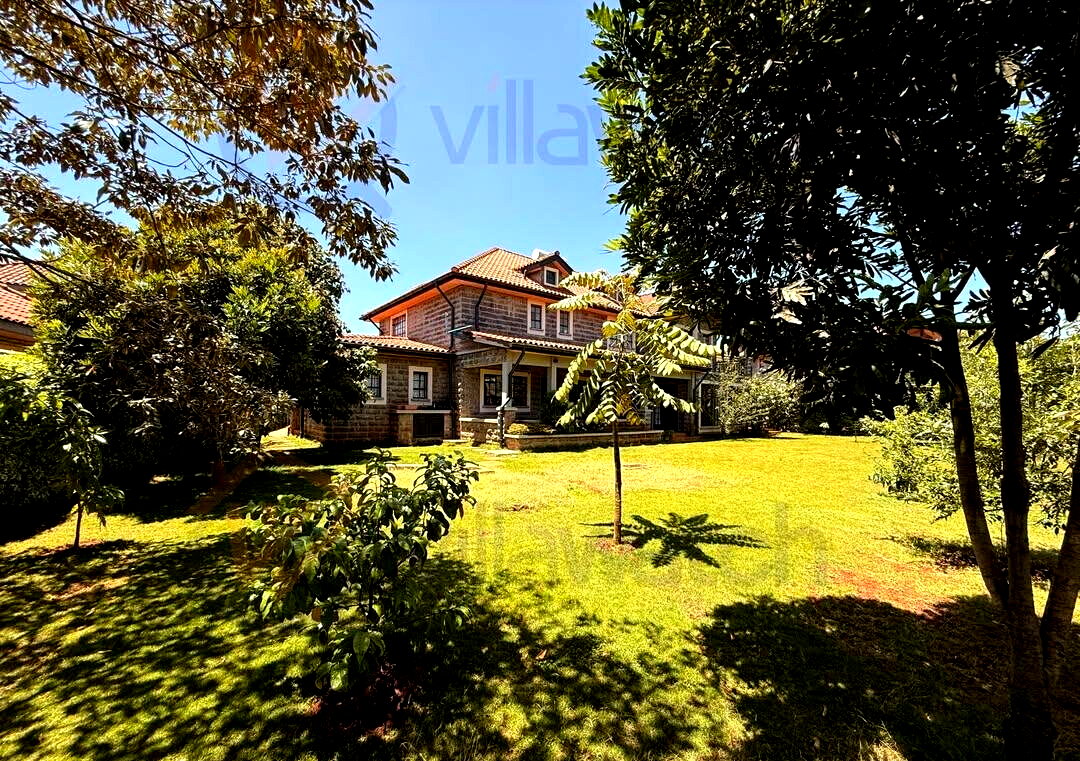 4-Ensuite Townhouse with Home Office & DSQ – Karen Gated Community