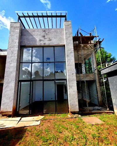 4BR Townhouse with Garden in Kitisuru