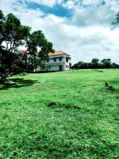 6bdrm Mansion in Shanzu for Sale - Image 10