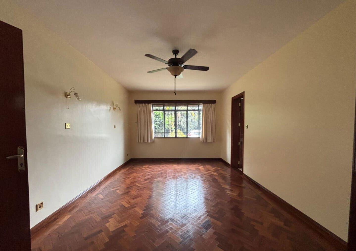 Half Acre 5BR Haven at KSh 500K