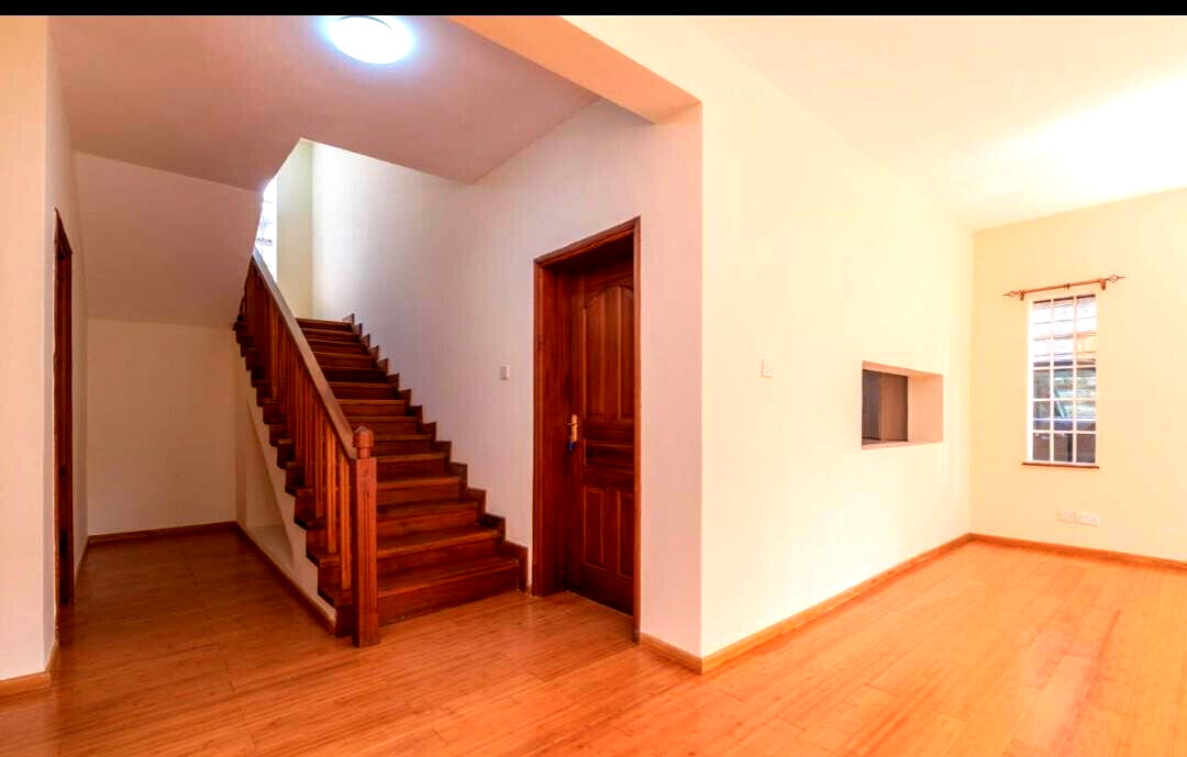 5BR All-Ensuite Townhouse with DSQ & Walk-in Closets - Kileleshwa