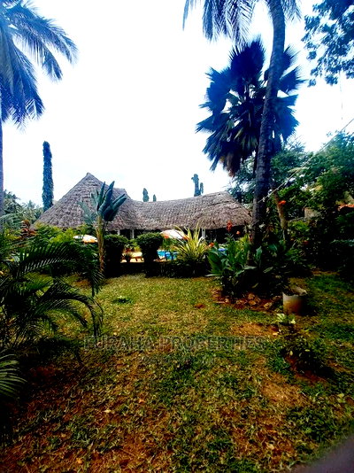 3bdrm Villa in Mtwapa for sale - Image 2