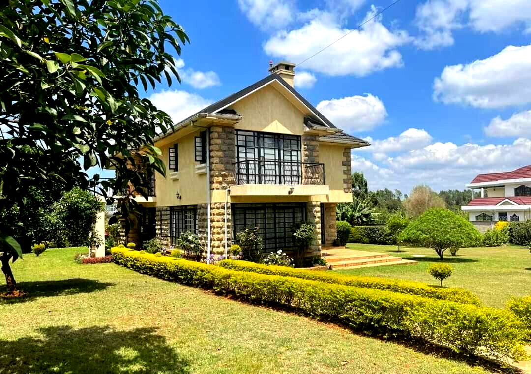 Half-Acre Family Townhouse with Borehole & DSQ – Karen