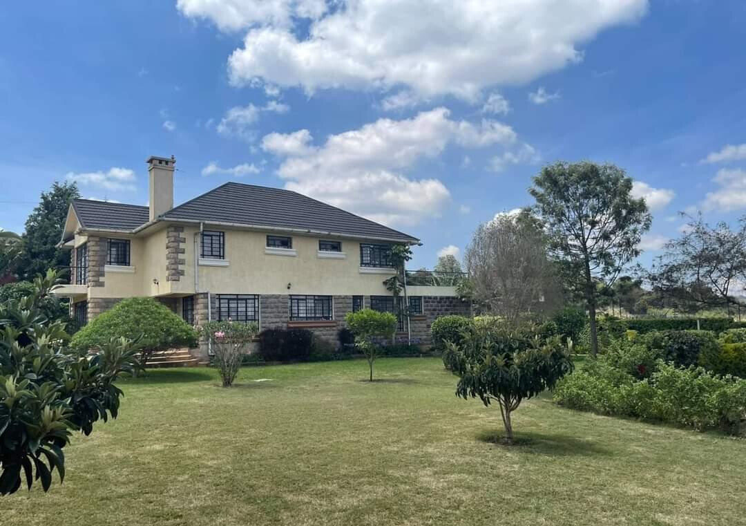 Half-Acre Family Townhouse with Borehole & DSQ – Karen