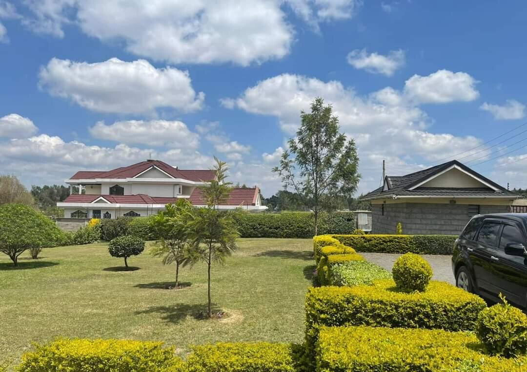 Half-Acre Family Townhouse with Borehole & DSQ – Karen