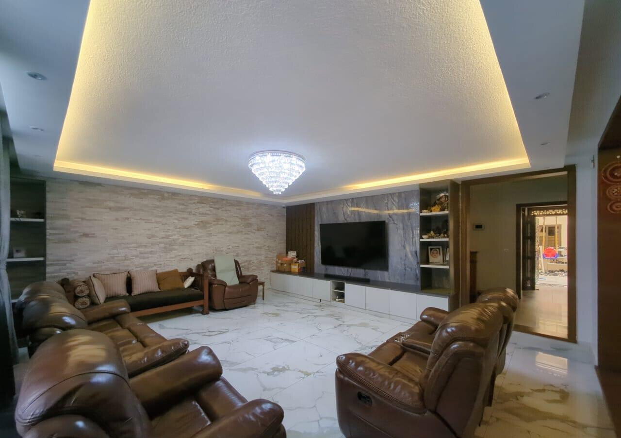 5BR Townhouse with Garden at KSh 73M
