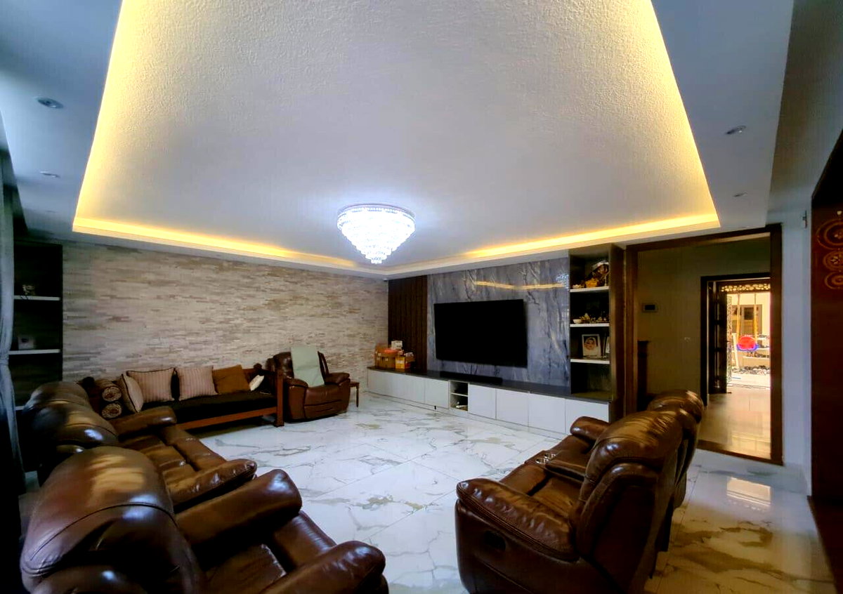 5BR Townhouse with Garden at KSh 73M