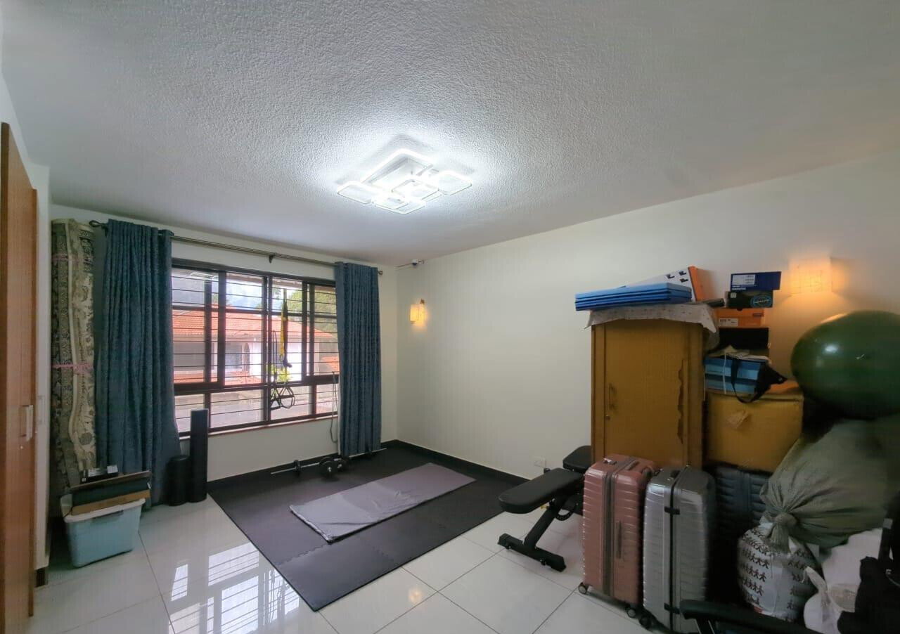 5BR Townhouse with Garden at KSh 73M