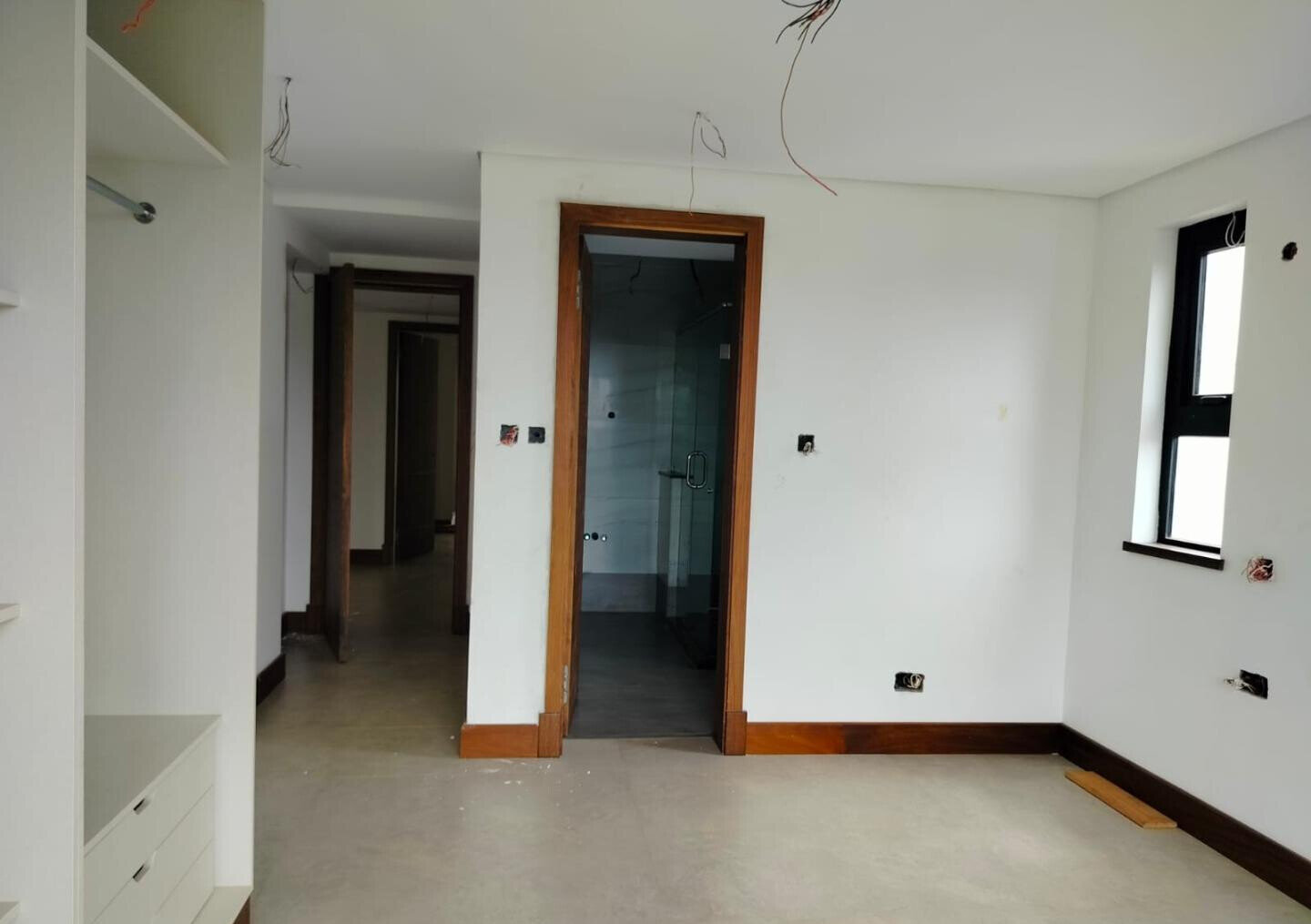 5 En-Suite Villa with Private Lift & DSQ - Kitisuru