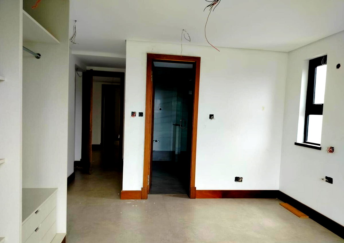 5 En-Suite Villa with Private Lift & DSQ - Kitisuru