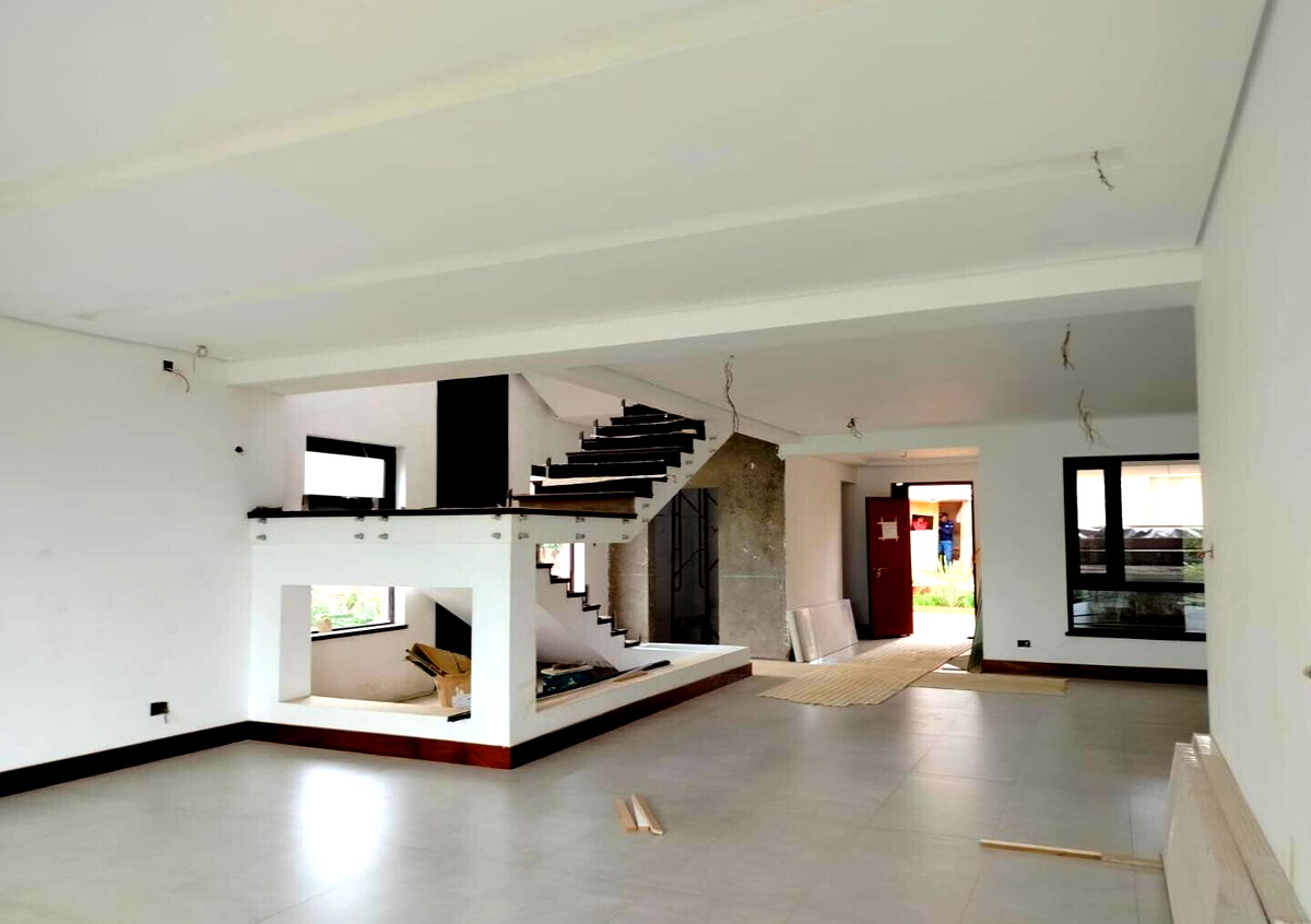 5 En-Suite Villa with Private Lift & DSQ - Kitisuru