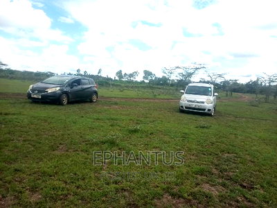 Plots in Thika-Matuu Only 1 Km From Tarmac - Image 3