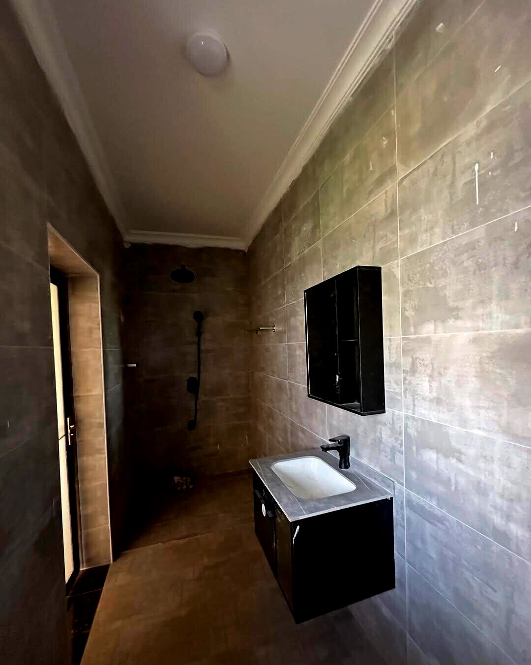 Brand-New 4BR All-Ensuite Townhouse with Rooftop Terrace - Runda