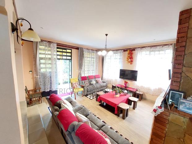 4bdrm Mansion in Sigona for sale