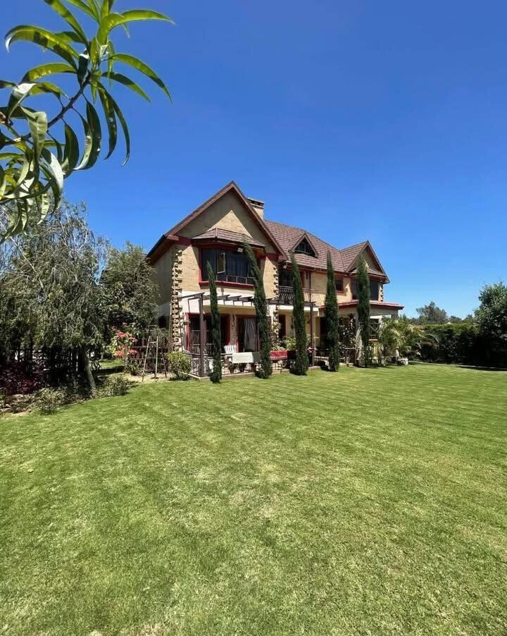 4-Ensuite Home with Guesthouse & Gazebo – Fair Acres, Karen