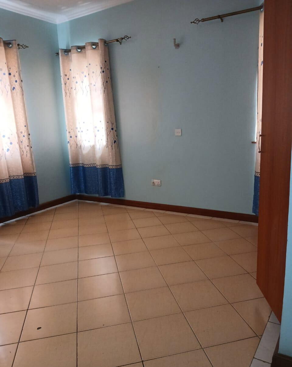 5BR All-Ensuite Townhouse with DSQ & Expressway Access - South C