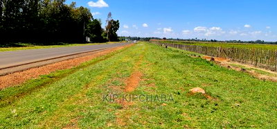 1 Acre Land Touching Highway Marura Kimumu in Eldoret - Image 4