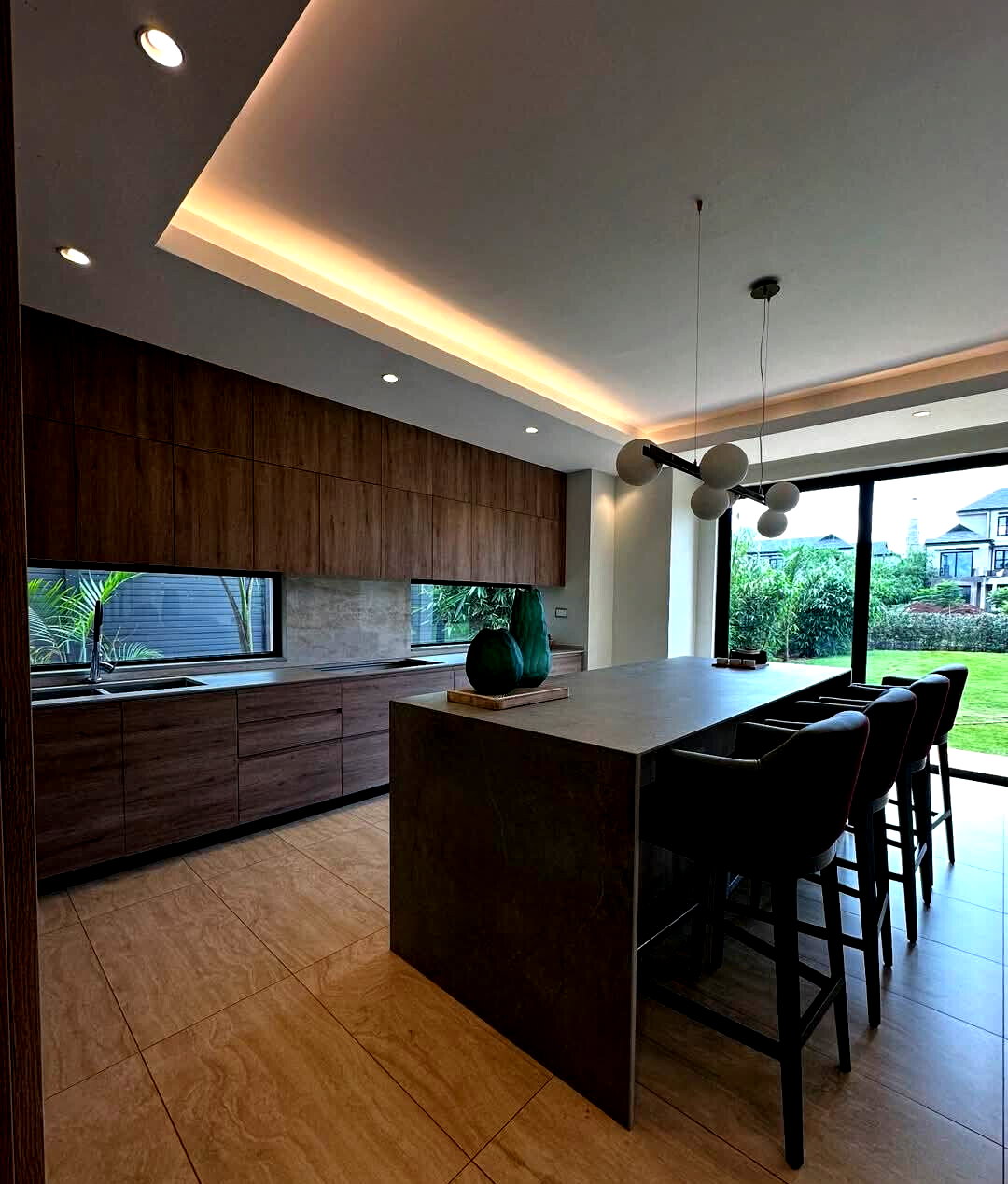 5BR All-Ensuite Townhouse with Solar Heating - Runda