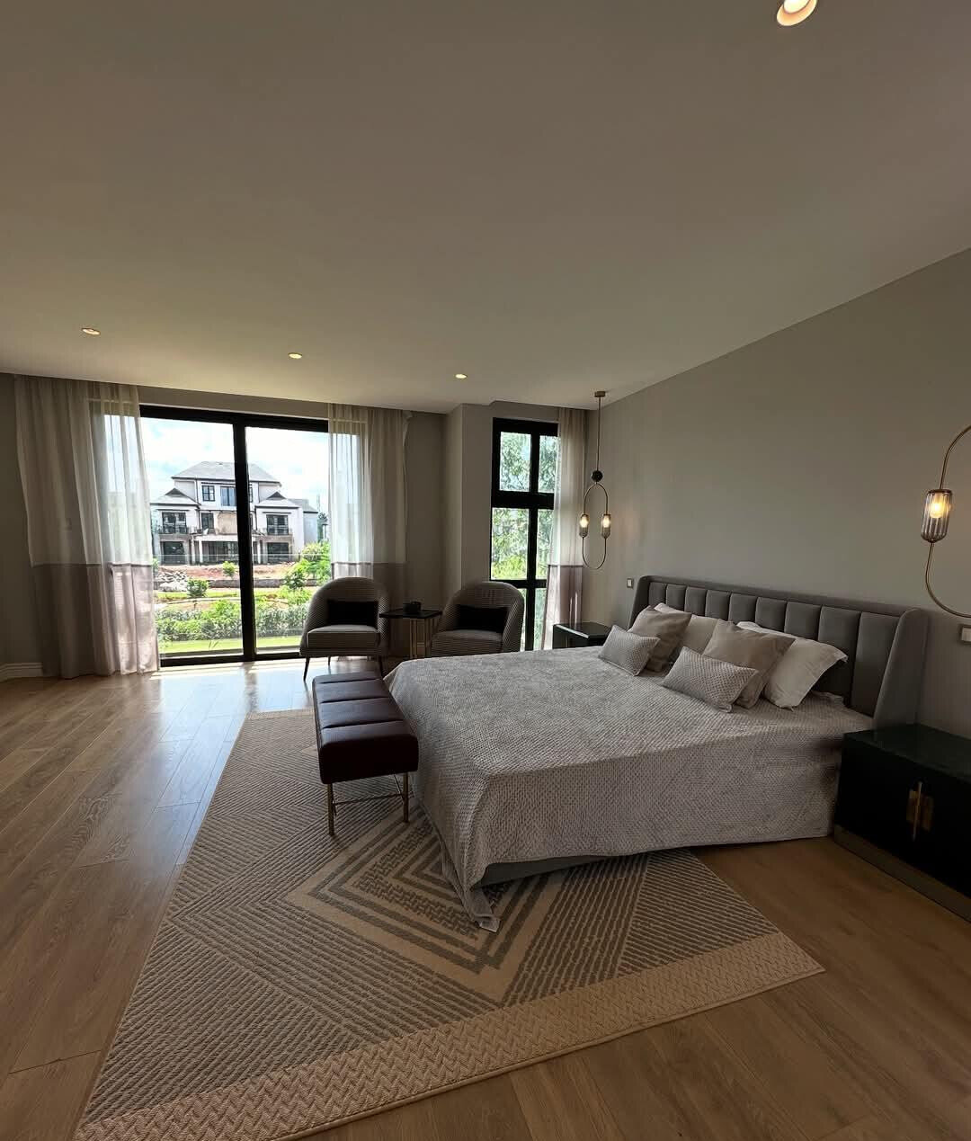 5BR All-Ensuite Townhouse with Solar Heating - Runda