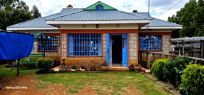 2bdrm House in Annex, Racecourse for sale - Image 2