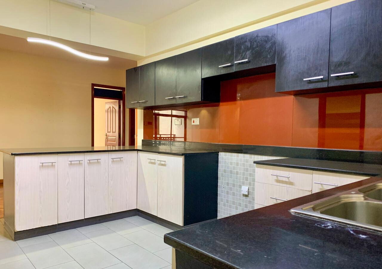 3BR All-Ensuite with SQ, Pool & Pet-Friendly - Kilimani