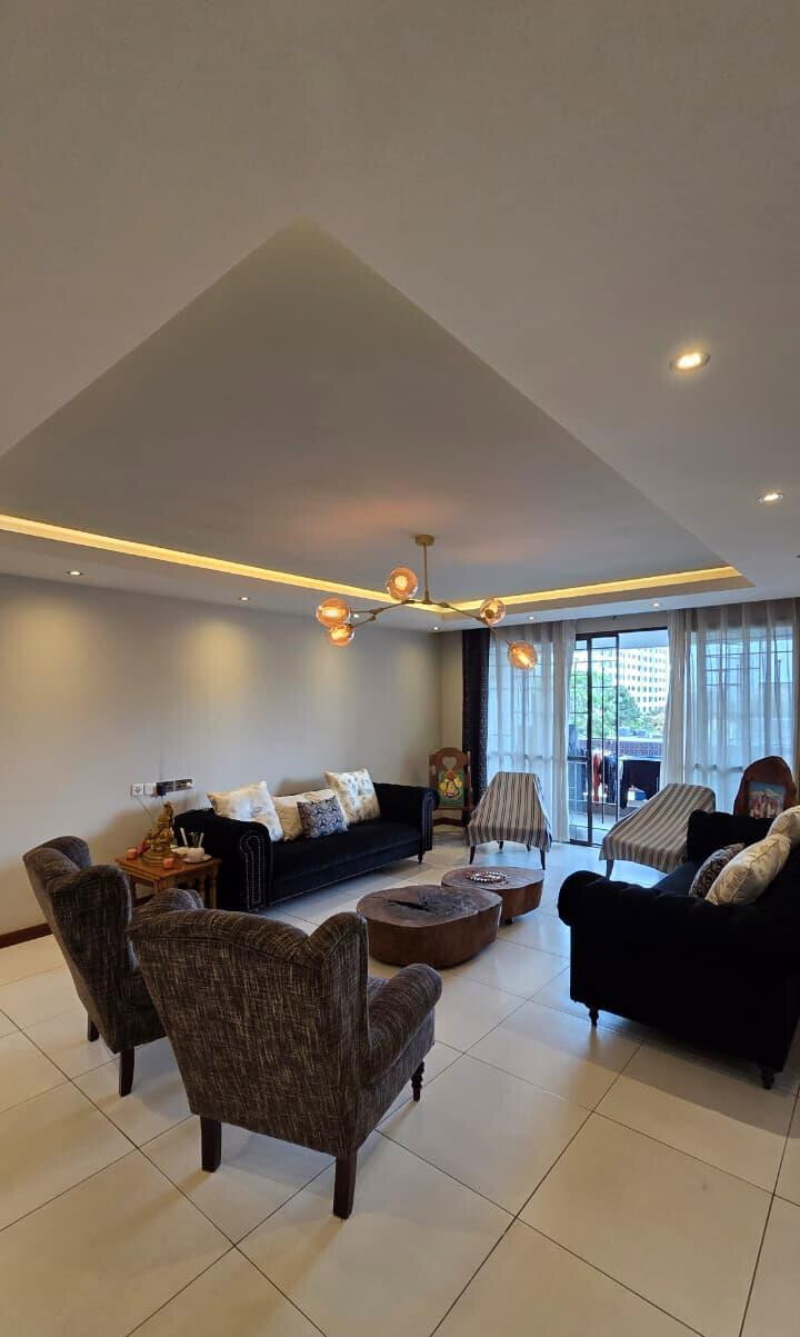4BR En-Suite with Study & Rooftop BBQ - General Mathenge, Westlands