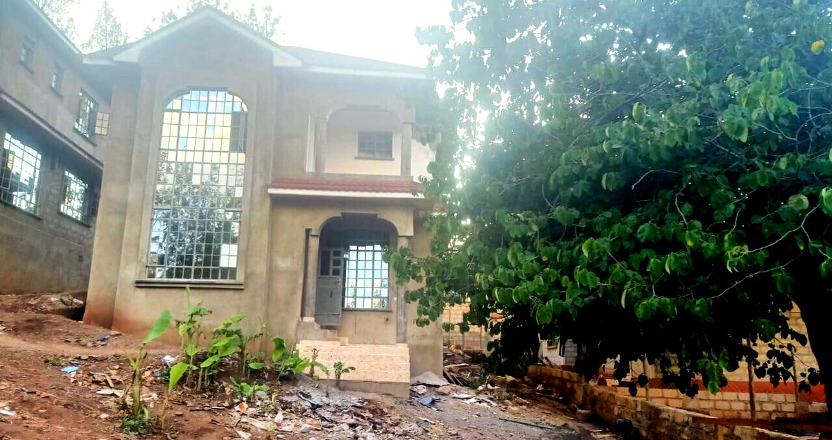 3BR Executive Townhouse with DSQ & Expansive Garden - Ngong