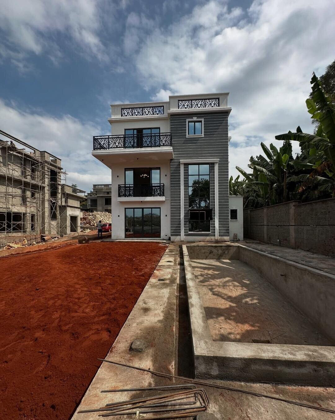 5-Ensuite Townhouse with Pool & DSQ - Lavington Gated
