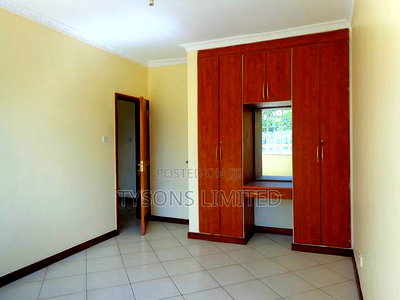 3bdrm Apartment in Hurlingham for sale - Image 8
