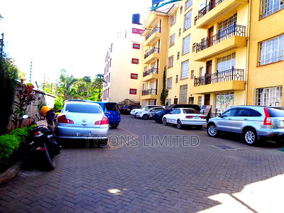 3bdrm Apartment in Hurlingham for sale - Image 1
