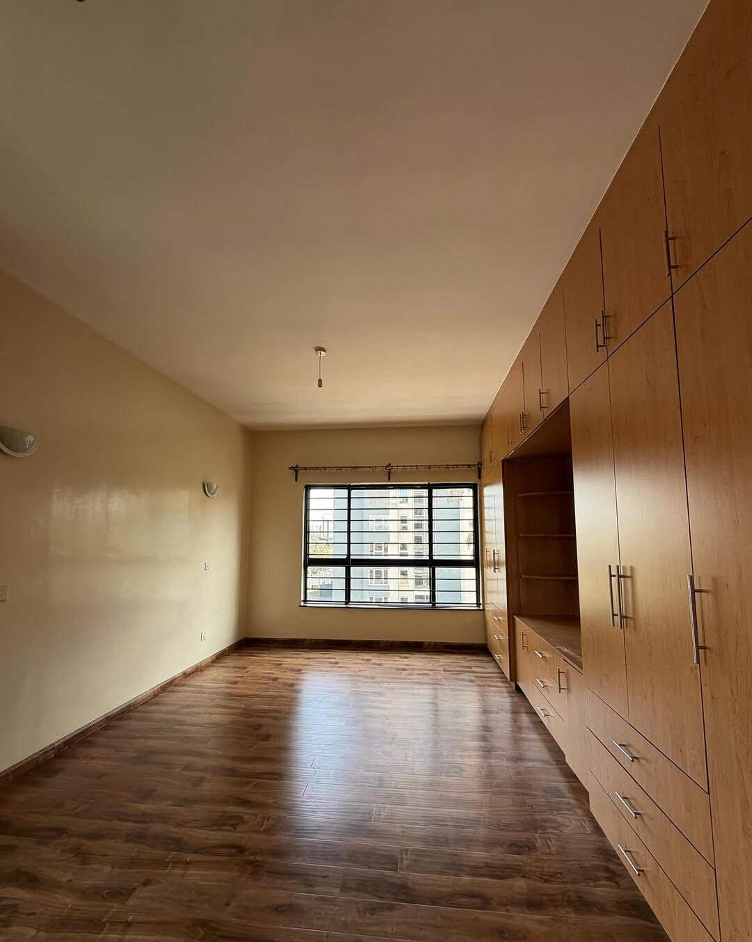 3BR Master Ensuite with Pantry & Laundry - Westlands