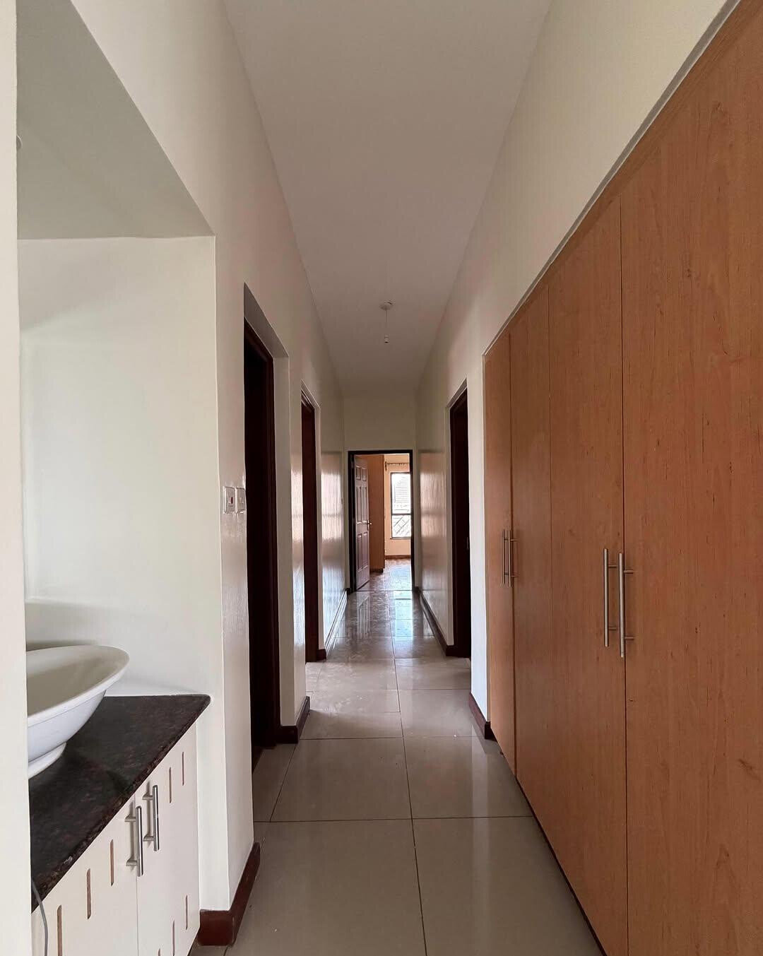 3BR Master Ensuite with Pantry & Laundry - Westlands