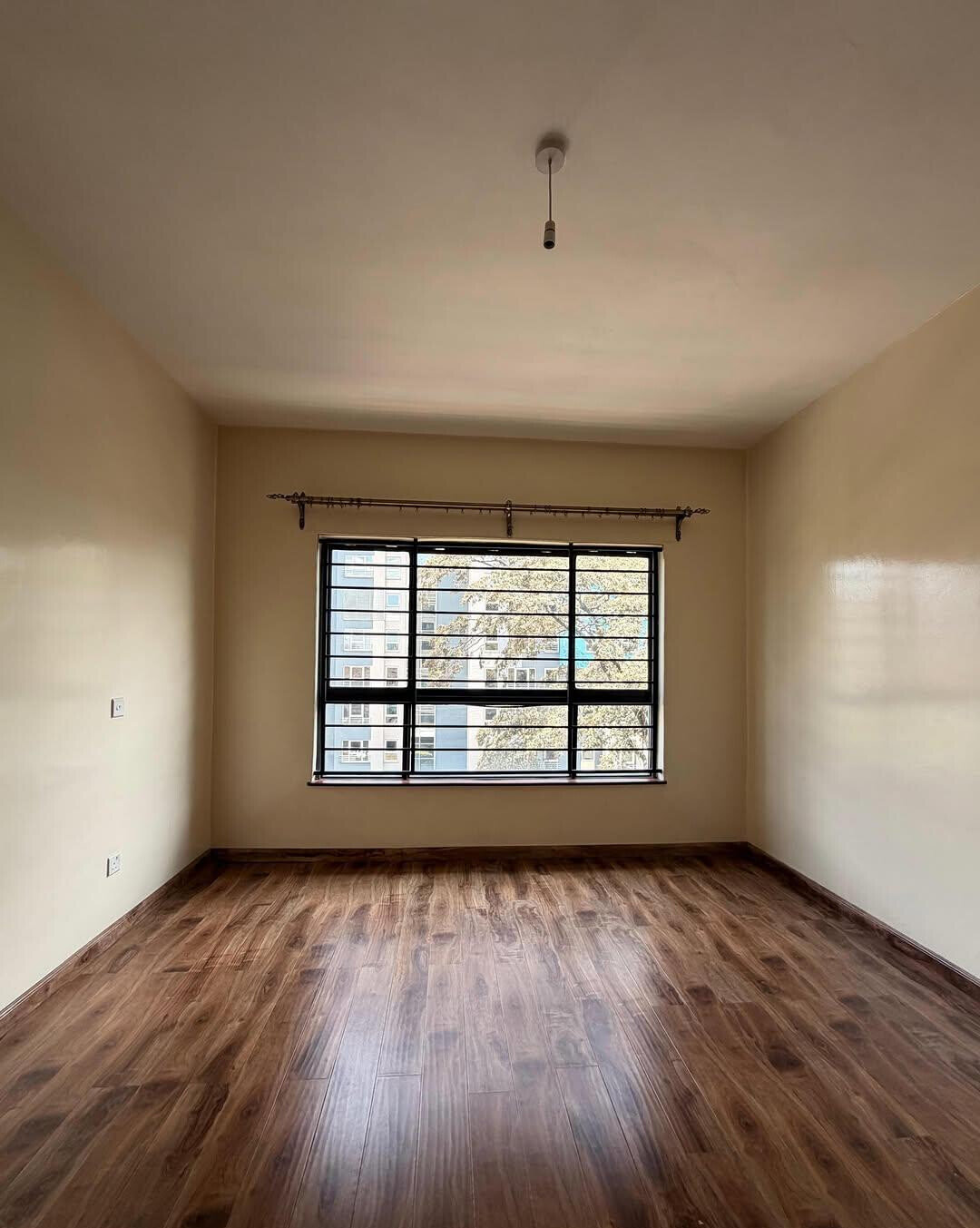3BR Master Ensuite with Pantry & Laundry - Westlands