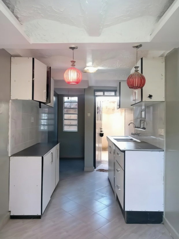 4bdrm Maisonette in Murram Estate, Kenyatta Road / Theta for sale