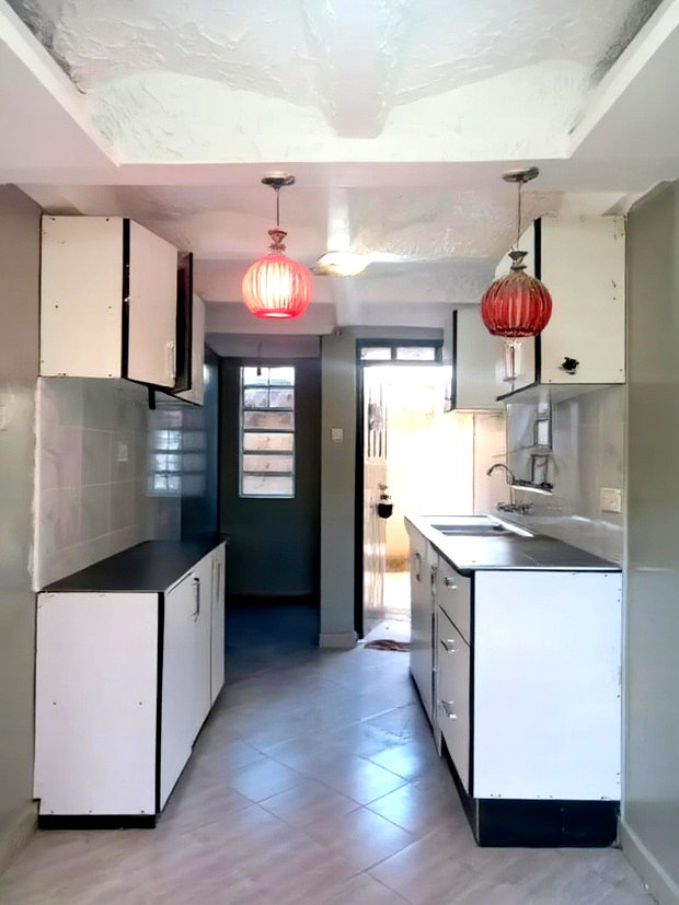 4bdrm Maisonette in Murram Estate, Kenyatta Road / Theta for sale