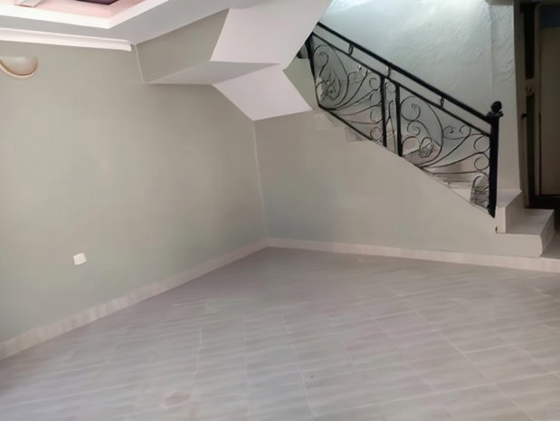4bdrm Maisonette in Murram Estate, Kenyatta Road / Theta for sale