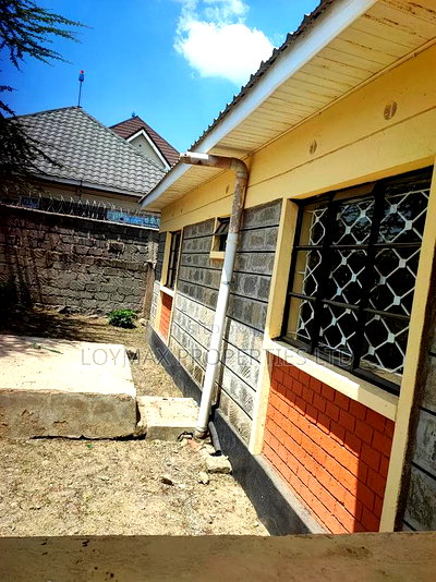 4bdrm Bungalow in Chuna Estate, Kitengela for sale - Image 13