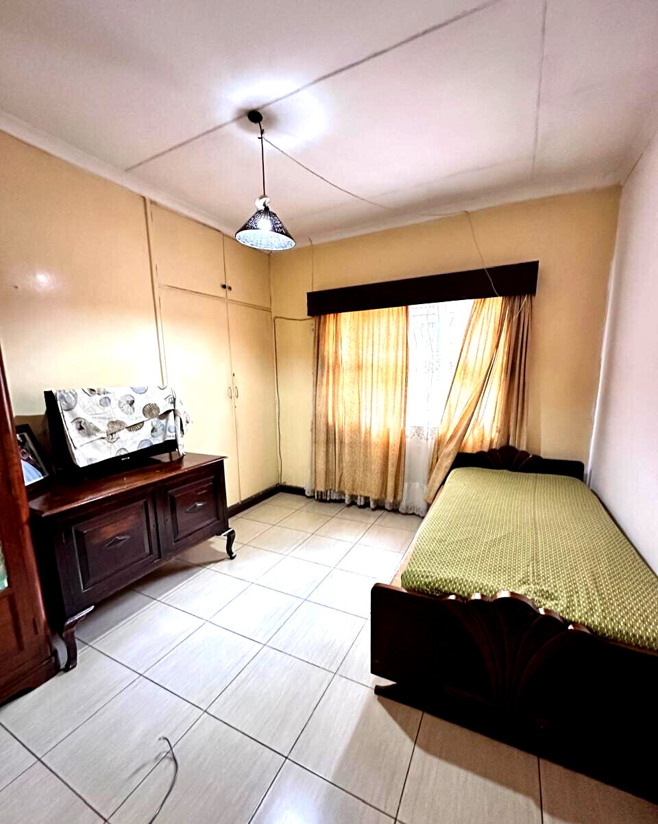 7-Bed Bungalow with Guest Wing & Redevelopment Potential - Thika