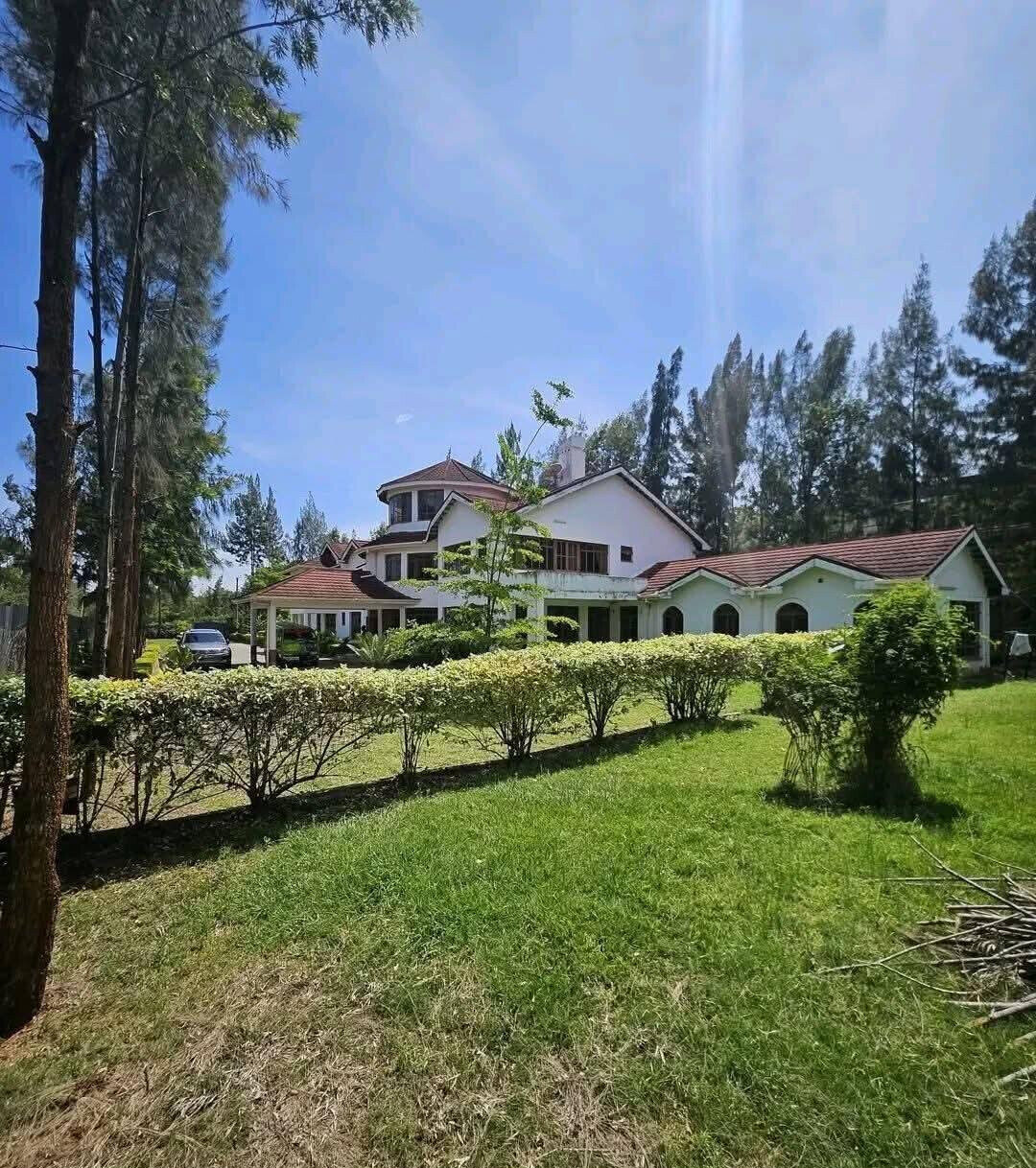 7-Ensuite Villa with Gym & DSQ – Karen Miotoni